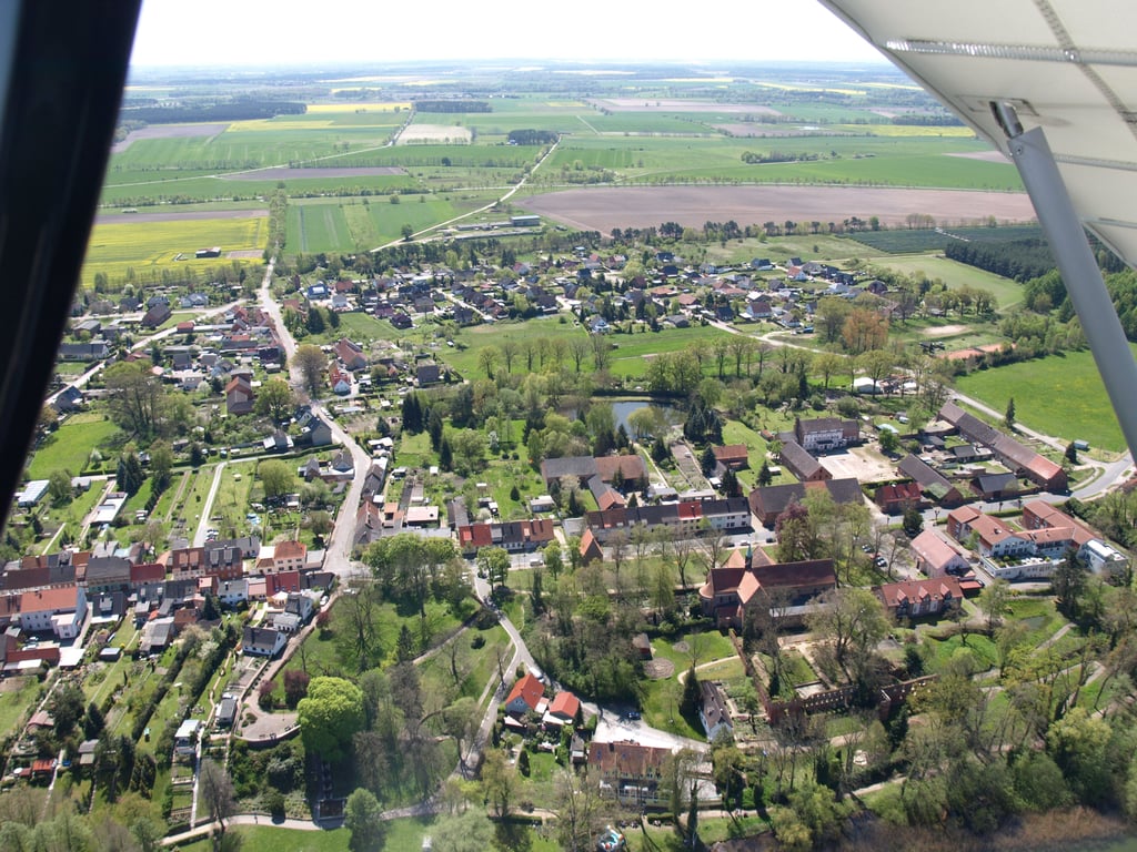 Luftbild von der Stadt Arendsee: Dort könnten die Steuern steigen.