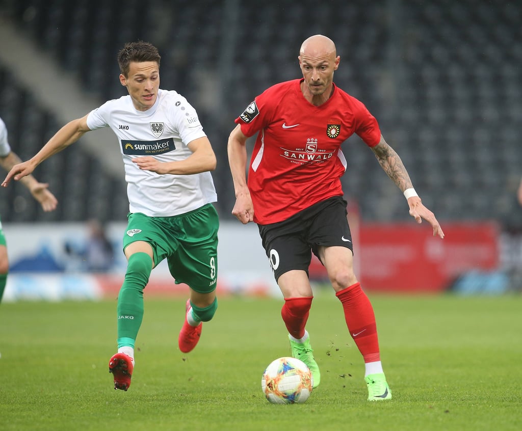 Matthias Morys hier am Ball für Großaspach.