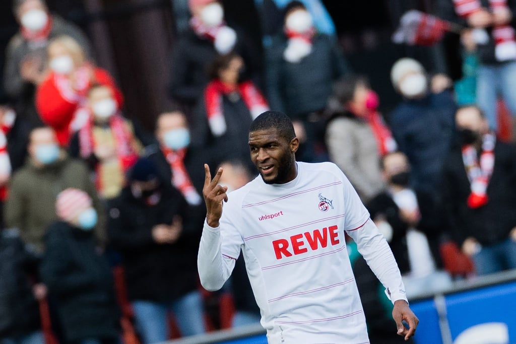 Kölns Anthony Modeste freut sich über sein Tor zum 1:0.
