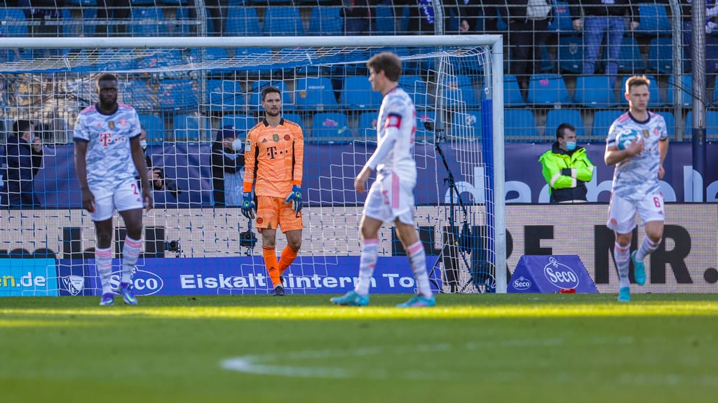 Enttäuschung bei Dayot Upamecano (l.) und seinen Mitspielern.