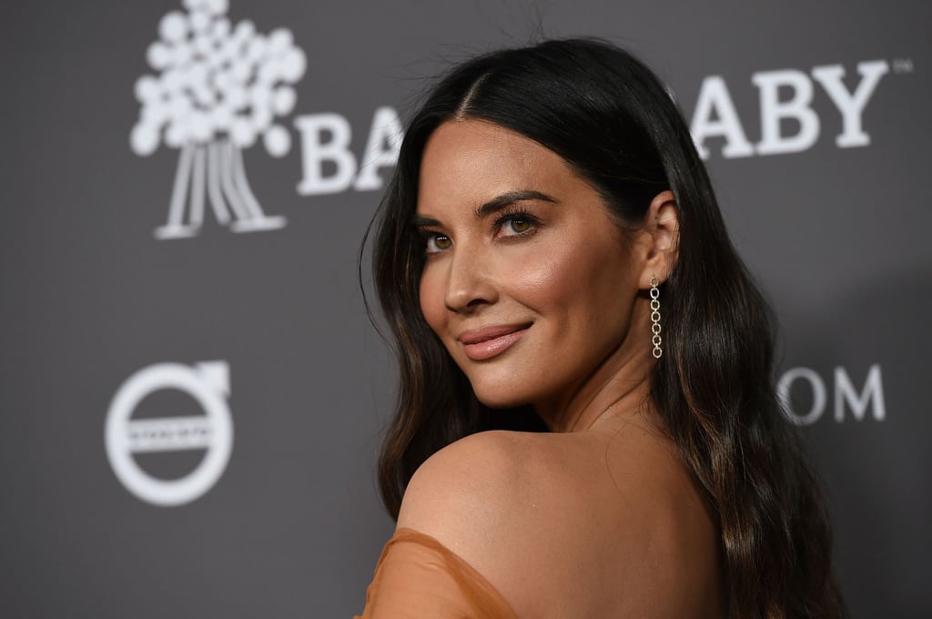 Die Schauspielerin Olivia Munn erzählt von Schwierigkeiten als Mutter.