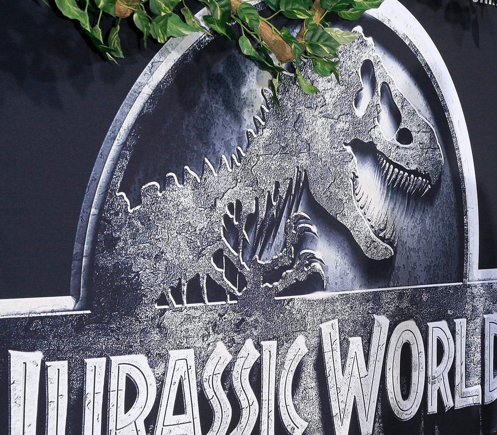 Ein neues Dino-Abenteuer ist auf dem Weg in die Kinos. Der deutsche Start von „Jurassic World: Ein neues Zeitalter“ ist für den 9. Juni geplant.