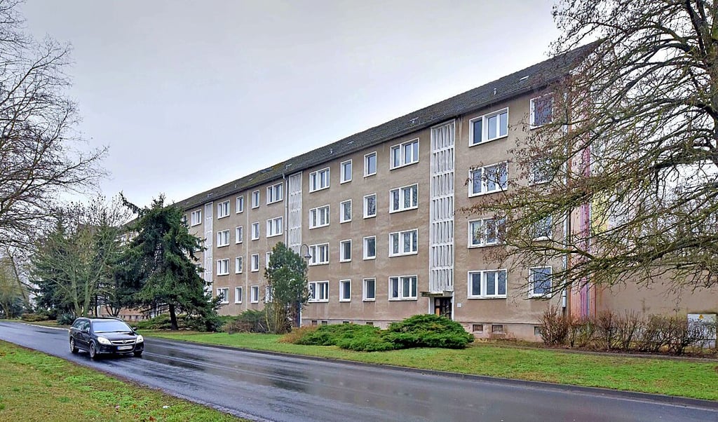 Auch der Block in der Thalheimer Straße 35-43 soll künftig abgerissen werden.