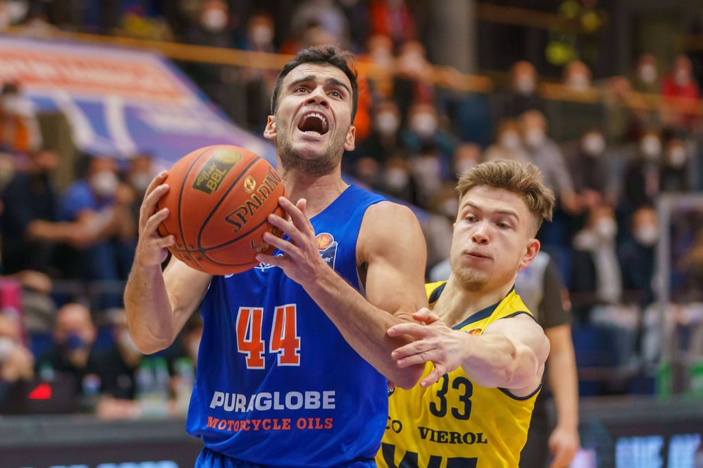 MBC-Spielmacher Nikola Rebic hat sich einen Rippenbruch zugezogen.