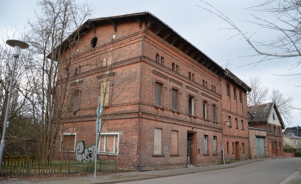 Der neue Besitzer der Ankuhnschen Mühle in Zerbst ist ebenfalls an der Villa des Fabrikanten Gorgaß in der Magdeburger Straße interessiert.