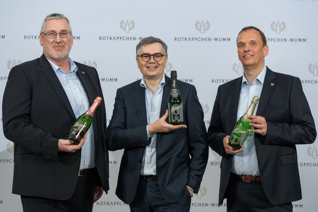 Die Rotkäppchen-Mumm-Geschäftsführung: Christof Queisser (M.), Mike Eberle (l.) und Frank Albers.