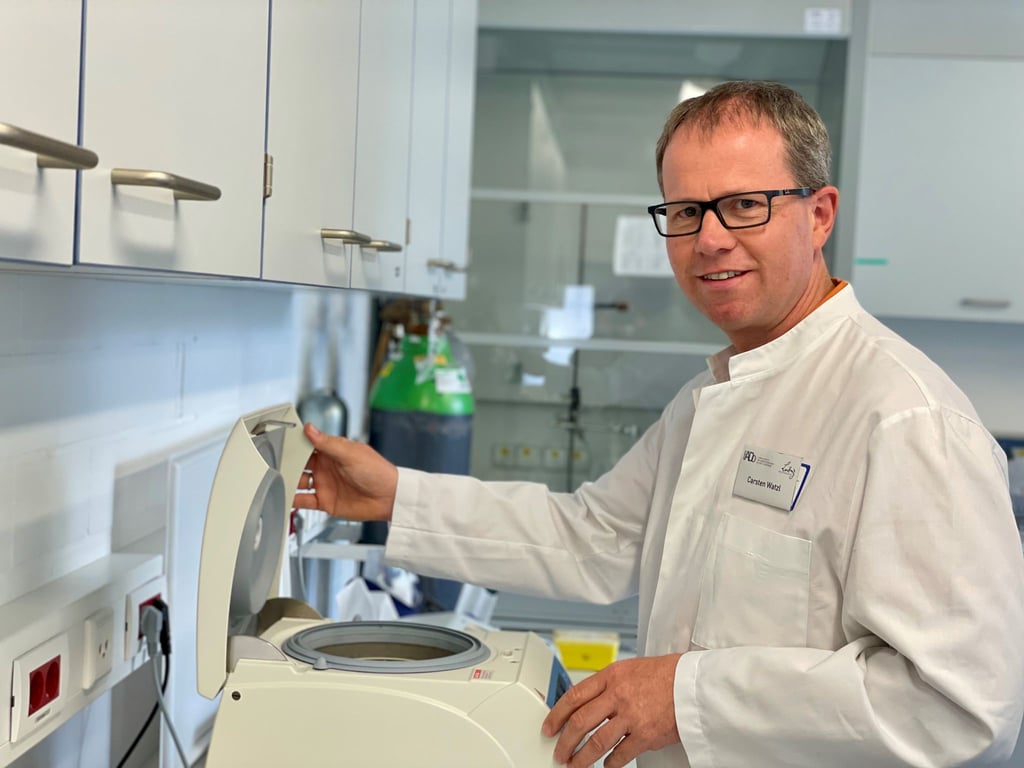 „Wir müssen vorsichtig zur Normalität zurück“: Immunologe Carsten Watzl.