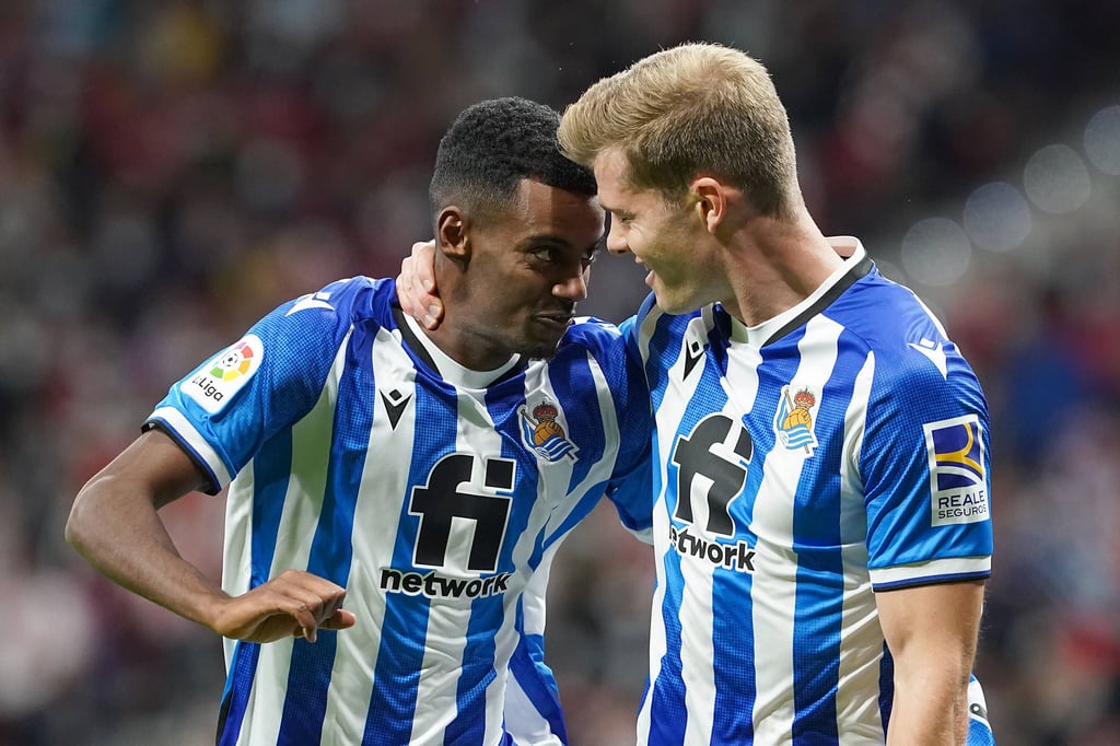 Alexander Isak und Alexander Sörloth bei Real Sociedad San Sebastian.