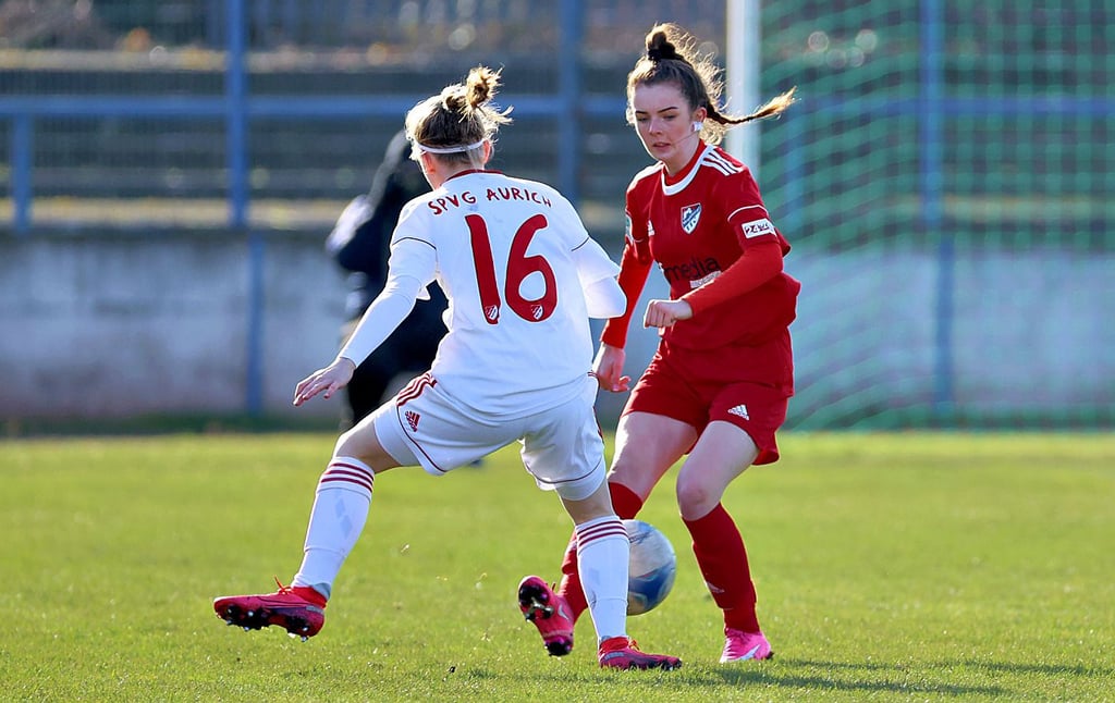 Maya Sophie Millius (r./gegen Hanna Ernst) tritt mit ihrem MFFC am 26. Februar bei Turbine Potsdam an.