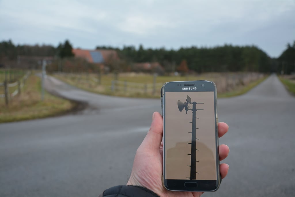 Der Handyempfang ist in einigen Regionen Sachsen-Anhalts, wie hier in der Altmark, noch immer lückenhaft.