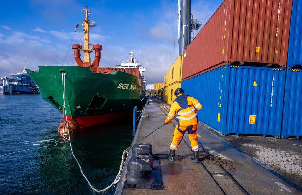 Die Bedeutung Chinas für die deutschen Importe wächst stetig - 2021 wurden Waren im Wert von fast 142 Milliarden Euro aus China importiert.