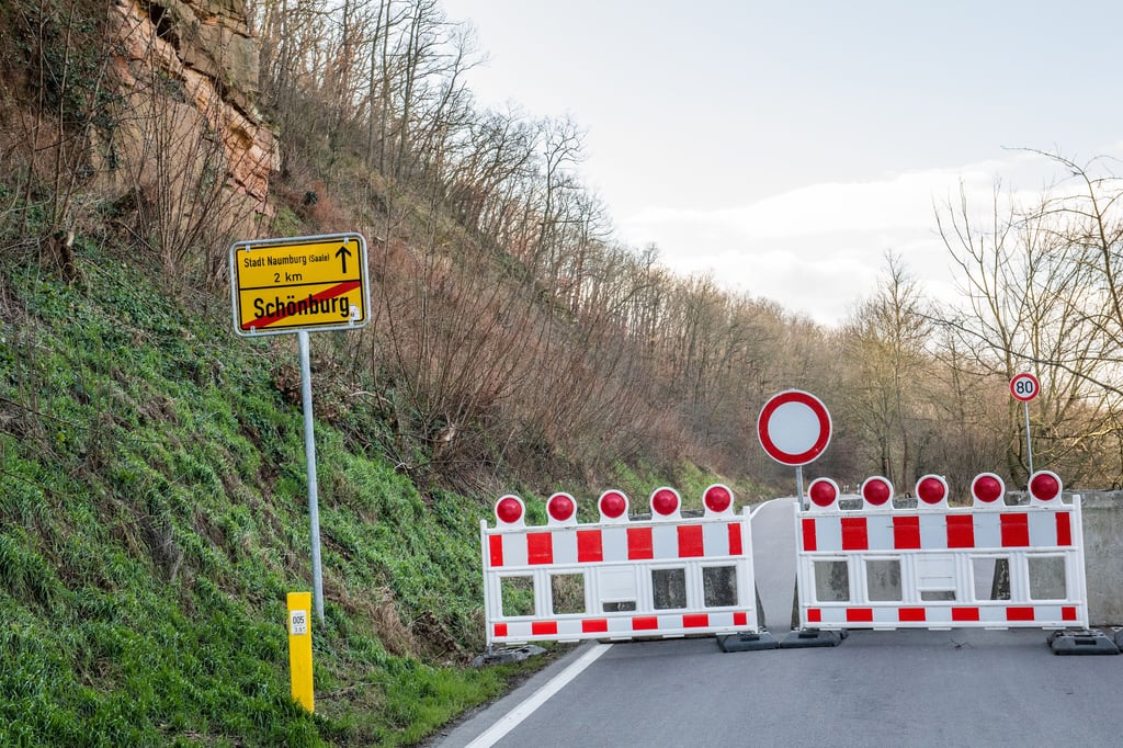 Die Landesstraße 204 ist gesperrt worden.