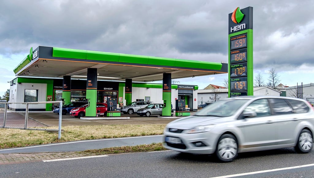 Nicht nur hier in Gräfenhainichen, sondern allerorts sind Preise für Benzin und Diesel auf Rekordhöhen unterwegs.