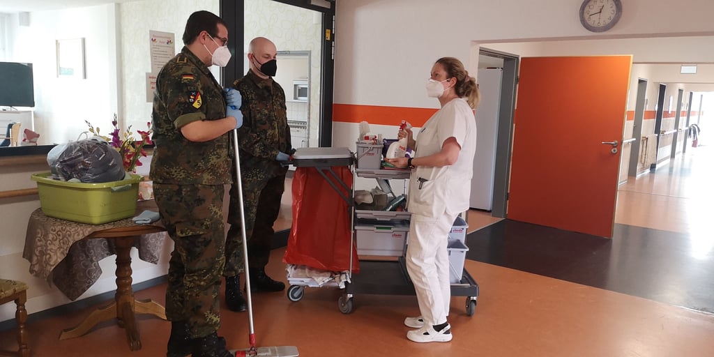 Die Bundeswehrsoldaten kamen vor allem im hauswirtschaftlichen Bereich zum Einsatz.