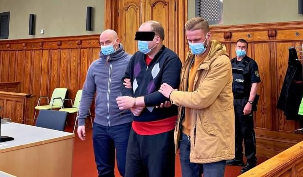 Ein 41-jähriger Bewohner der Schloß Hoym Stiftung steht wegen des Verdachts der Brandstiftung vor Gericht.