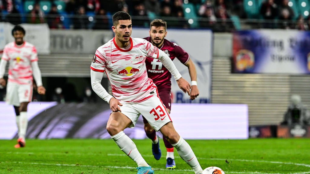 „Das Team wird immer stärker und wir stehen immer besser zusammen”: André Silva.