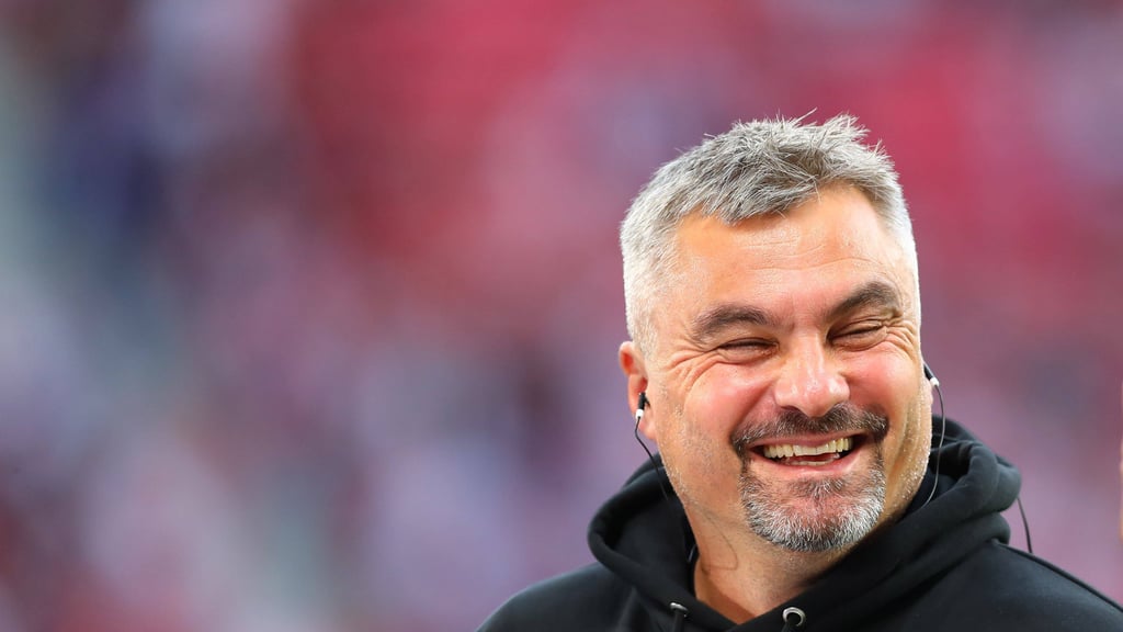 Thomas Reis freut sich über einen fast vollständigen Kader.