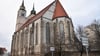Vom Turm der Johanniskirche in Magdeburg wollen junge Musiker ein Zeichen für den Frieden setzen. 