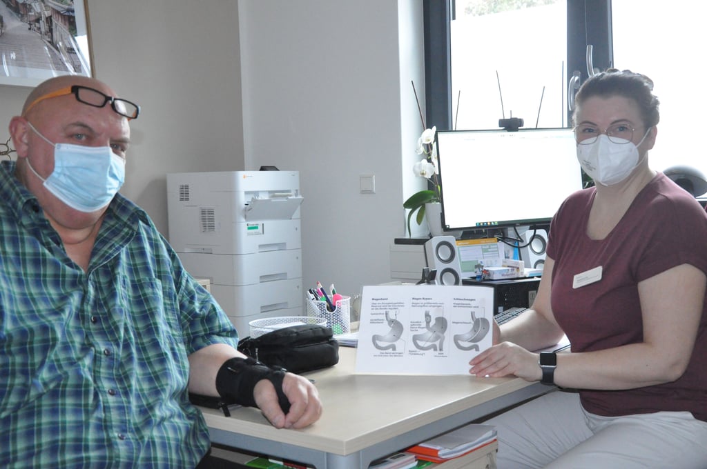 Jürgen Schollbach hatte seinen letzten Termin vor der Operation bei Michaela Lotz in Schwanebeck. Ende März kommt er in die Klinik.