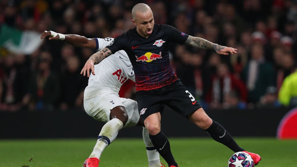 Angelino spielte bereits gegen Tottenham Hotspur.
