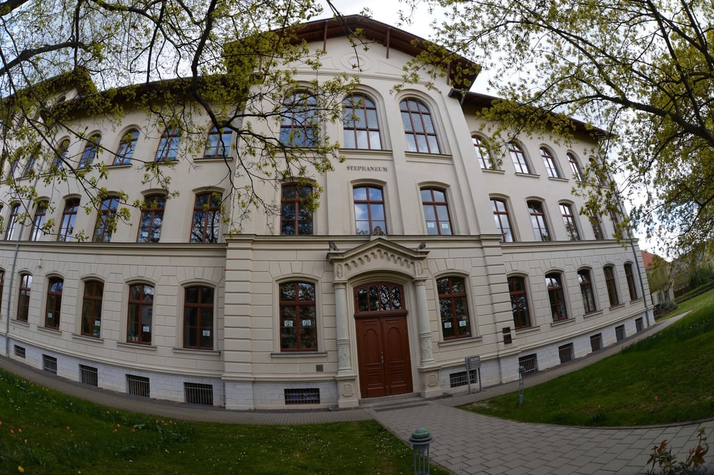Am Gymnasium Stephaneum in Aschersleben wird der Krieg in der Ukraine auch im Unterricht thematisiert.