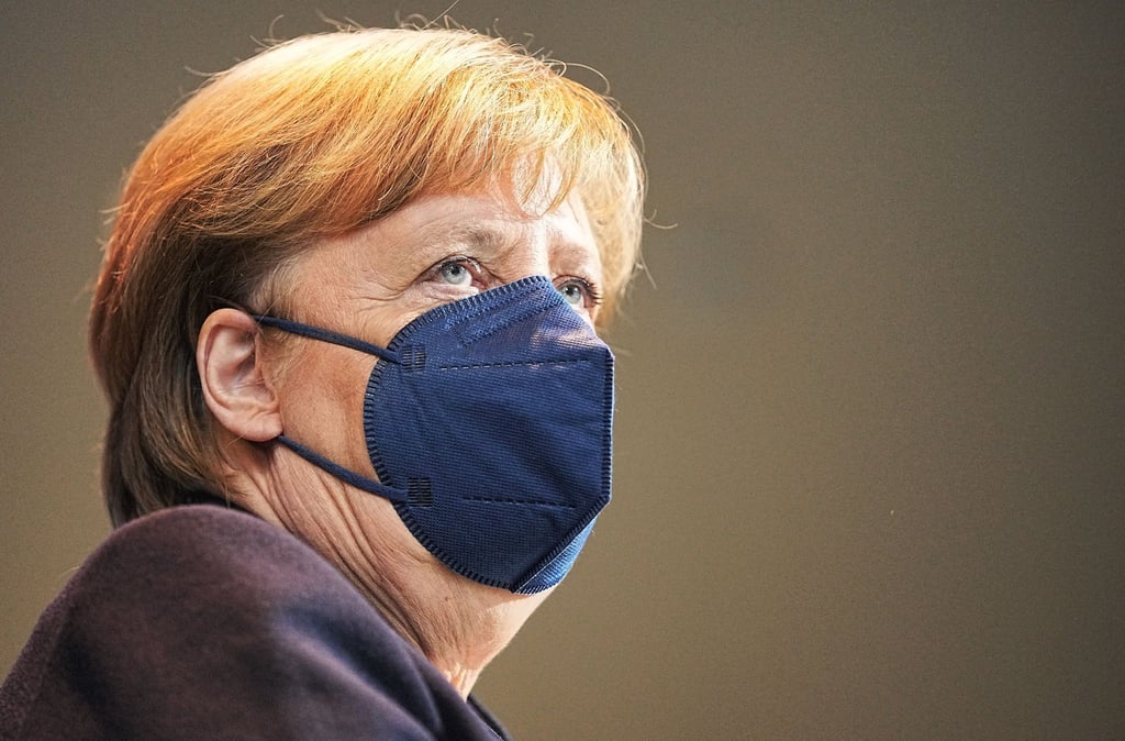 Angela Merkel ist bestohlen worden.