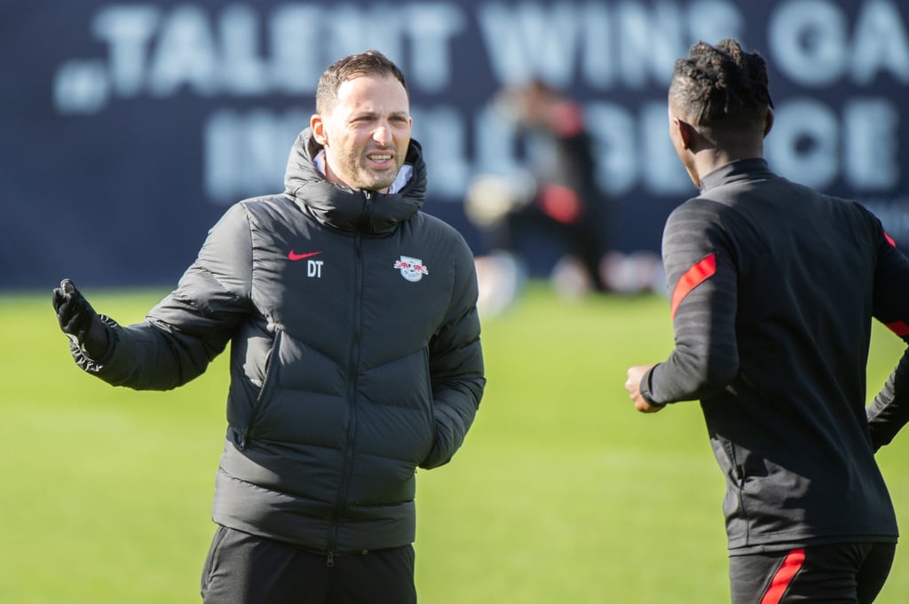 Leipzigs Trainer Domenico Tedesco hatte von Oktober 2019 bis Ende Mai 2021 für Spartak Moskau als Chefcoach gearbeitet.