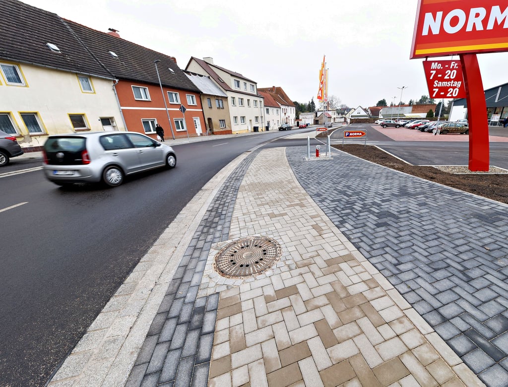 Seit dem 17. Januar ist die Jahnstraße in Gröbzig, die Ortsdurchfahrt der Landesstraße 147, wieder befahrbar.