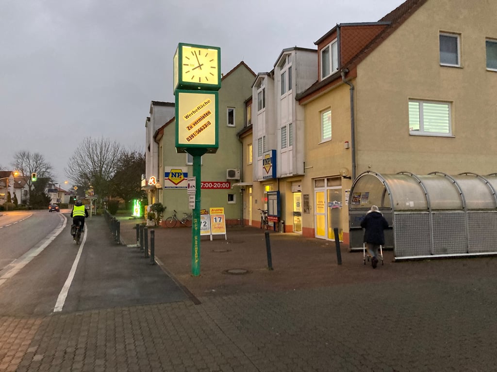 Der NP-Markt am Holzweg ist der einzige Nahversorger im Magdeburger Stadtteil Nordwest.
