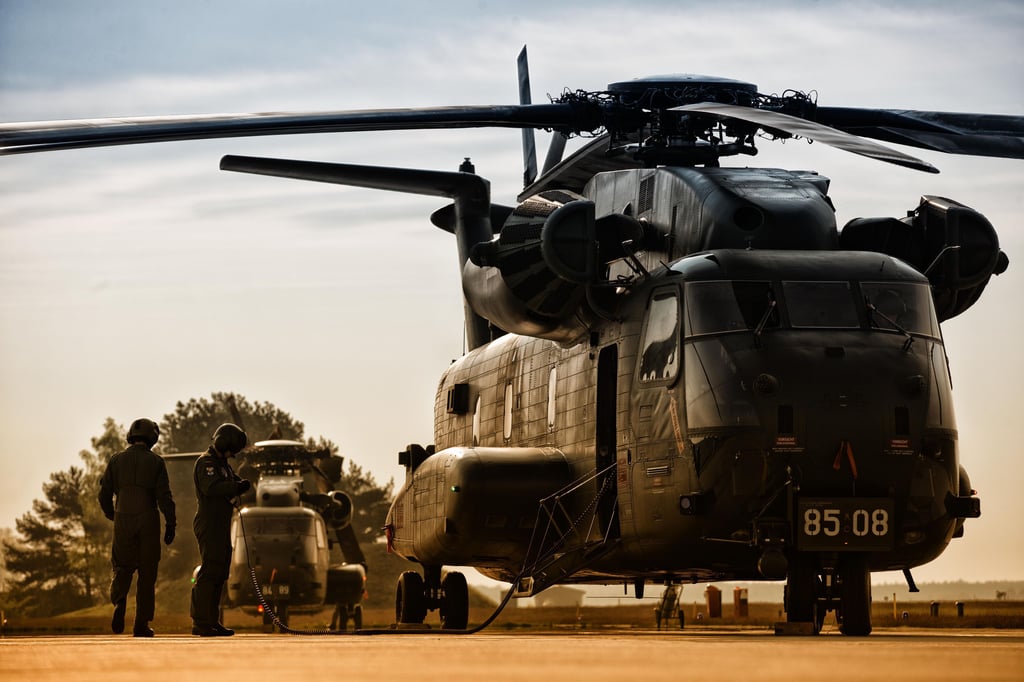 Vorführung in Holzdorf: Die Flotte der CH-53 ist in die Jahre gekommen und muss seit Jahren abgelöst werden.