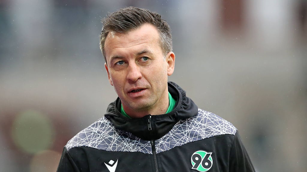 Christoph Dabrowski will mit Hannover 96 die Sensation gegen RB Leipzig schaffen.