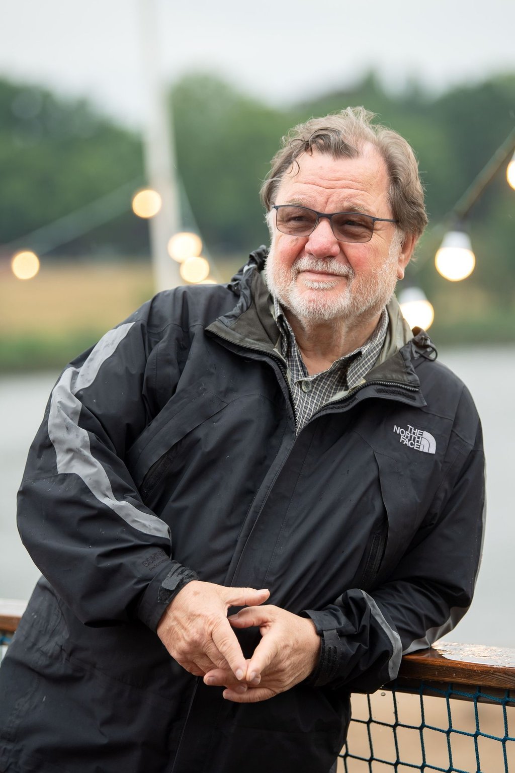 Klaus Lage spricht über den größten Hit seines Lebens und wie schwer es ist, positive Songs zu schreiben.