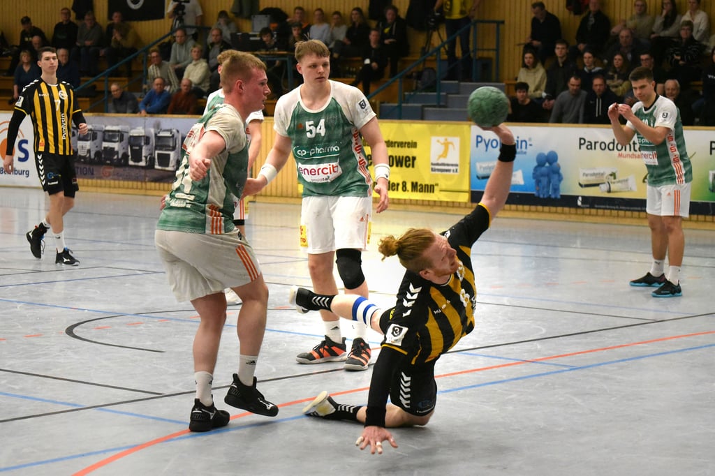 Niklas Friedrich und Anhalt Bernburg spielen erst am 17. März in Vinnhorst.