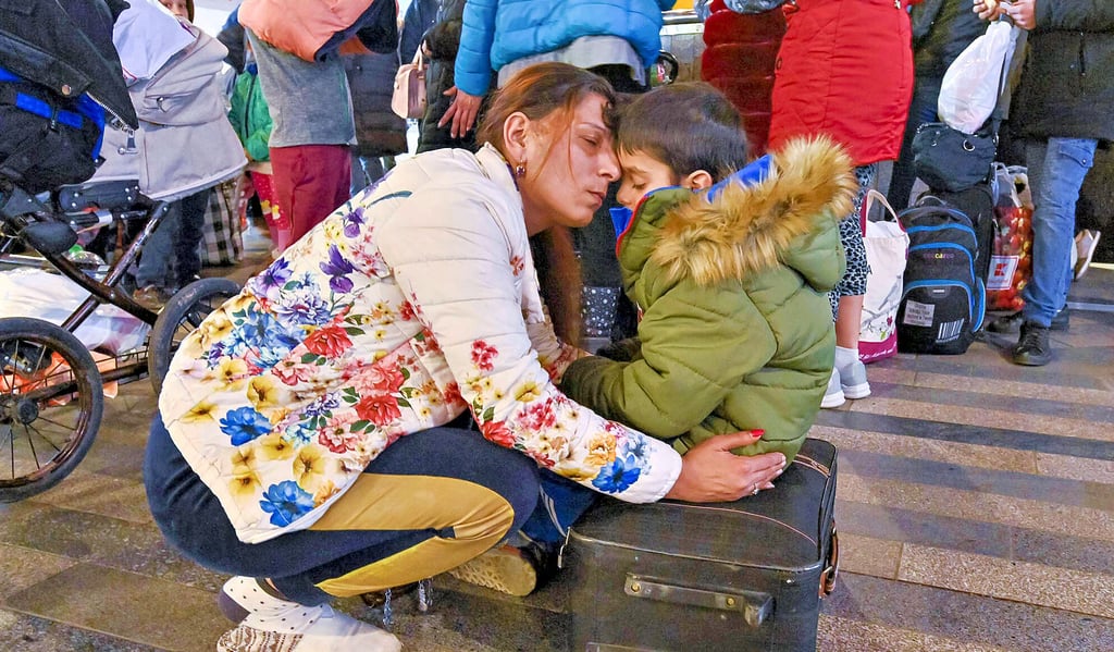 Ukrainische Familien sind auf der Flucht, der Krieg versetzt Kinder in Angst. Wichtig: Stärke zeigen.