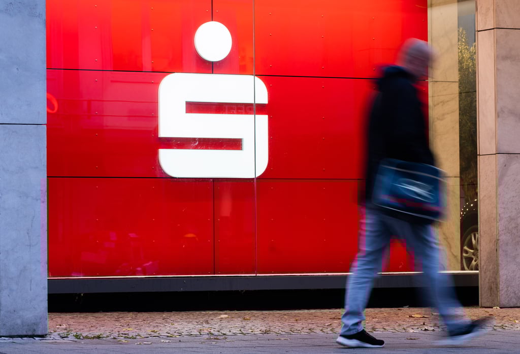Symbolfoto - Logo der Sparkasse