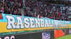 Genug Zeit, um nach der Evakuierung eine wichtige Botschaft abzusetzen: Fanbanner bei RB Leipzig