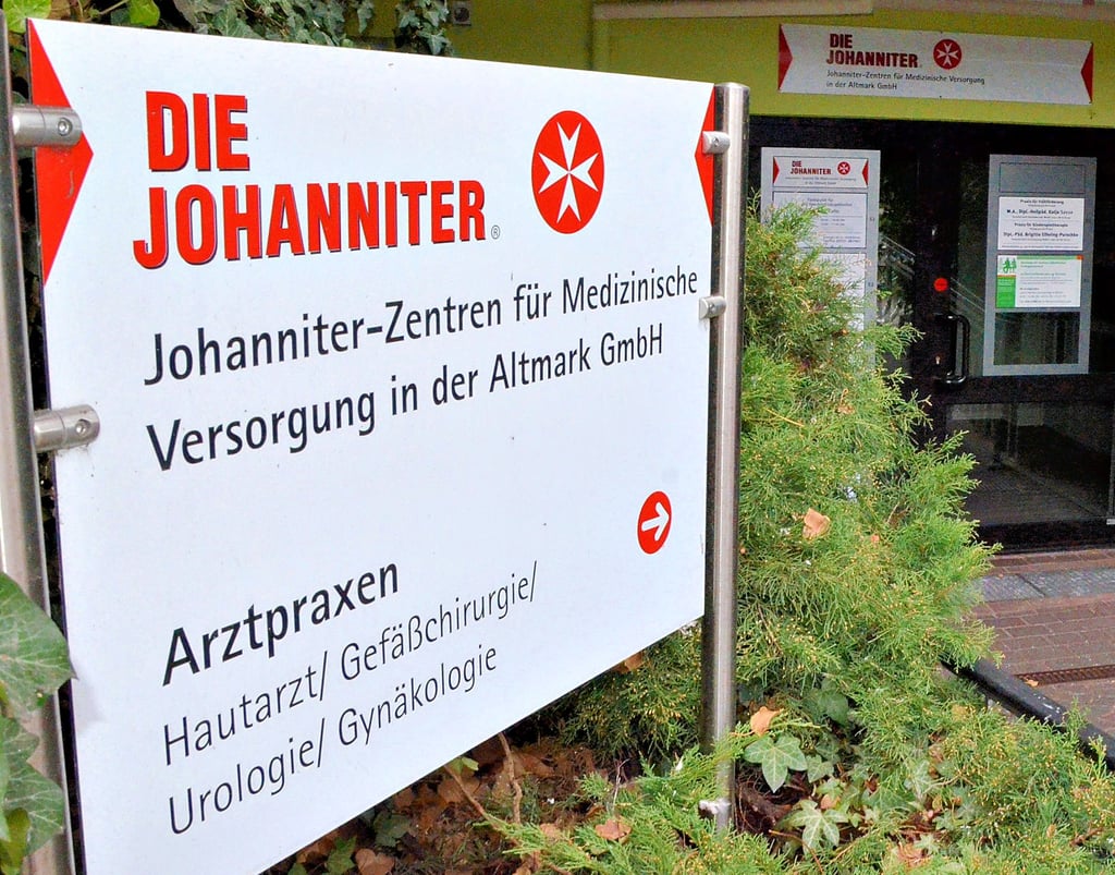 Die Johanniter wollen ihr Medzinisches Versorgungszentrum in der Stendaler Bahnhofstraße erweitern. Es könnten weitere Praxen und eine Apotheke dazu kommen.