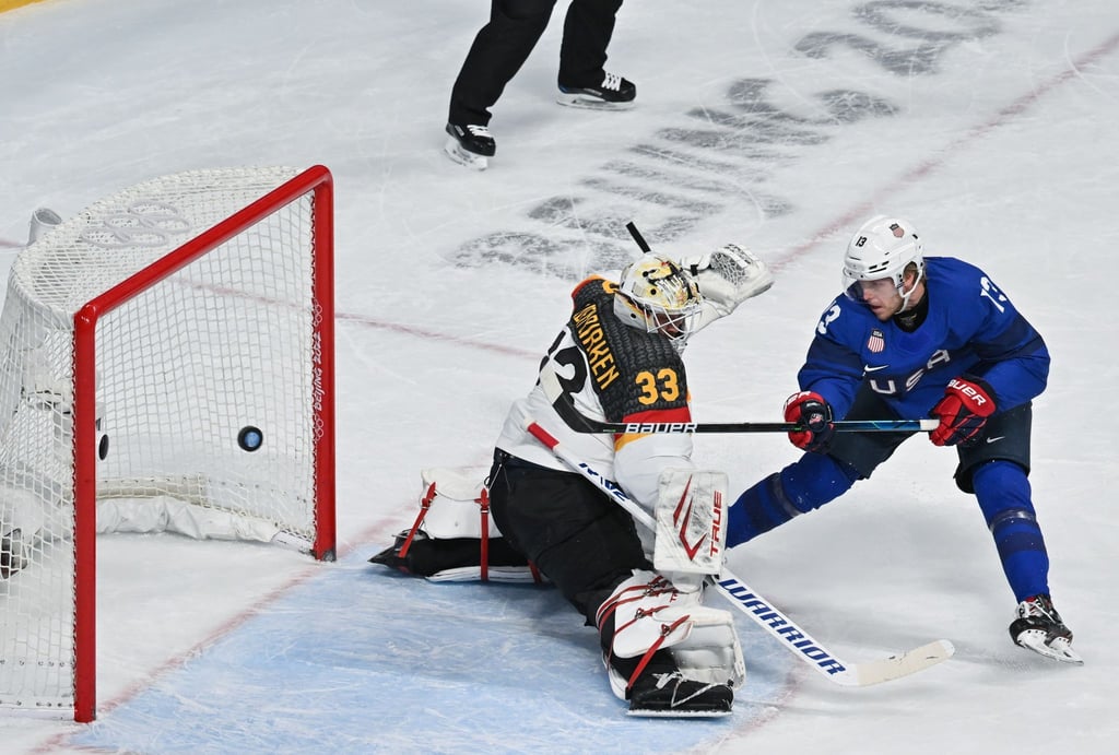 Torhüter Danny aus den Birken tritt aus der Eishockey-Nationalmannschaft zurück.