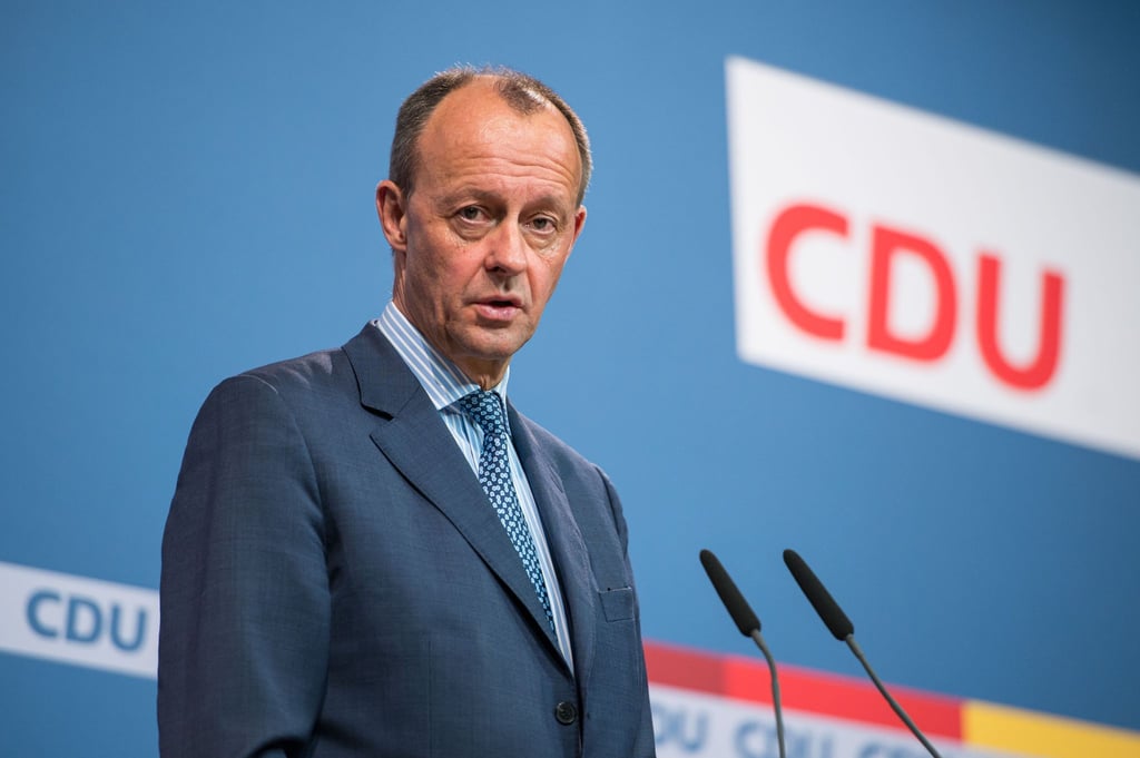 CDU-Chef Friedrich Merz spricht sich für weitere Kontakte mit Russland aus.