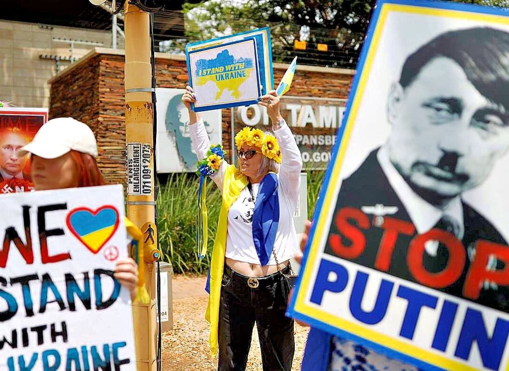 Proteste gegen den russischen Überfall auf die Ukraine gab’s am Wochenende auch in Südafrika.