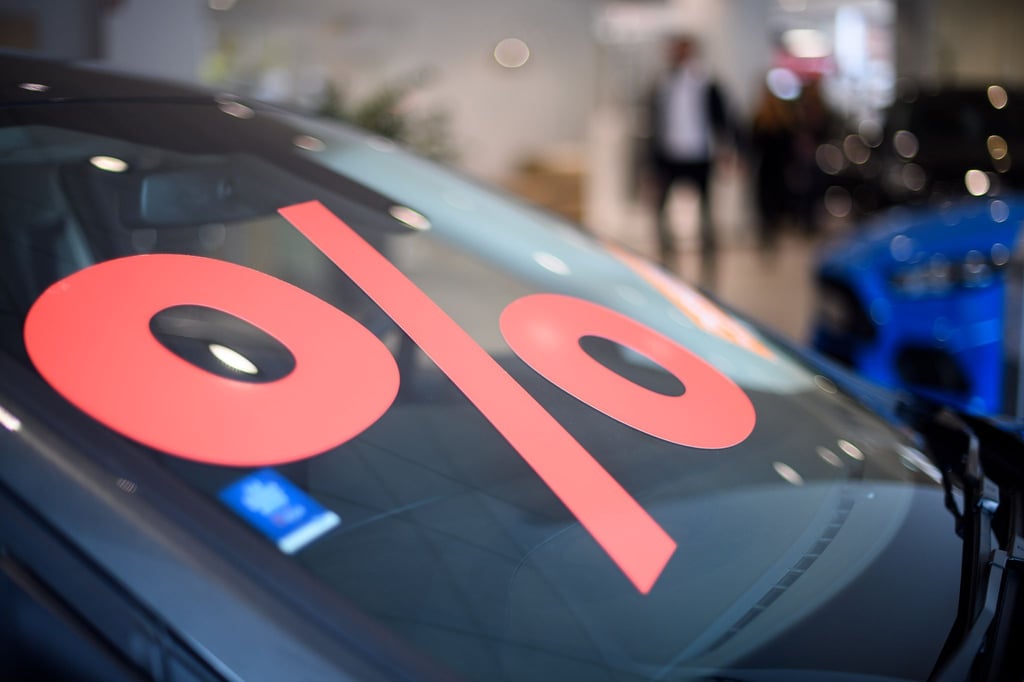 Auf dem deutschen Automarkt gibt es wieder etwas höhere Preisnachlässe für Neuwagen.