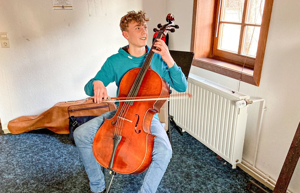Florian Exler spielt bereits seit neun Jahren Cello.
