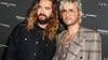 Verschieben ihre internationale Tournee: Tom Kaulitz (l) und sein Bruder Bill Kaulitz.