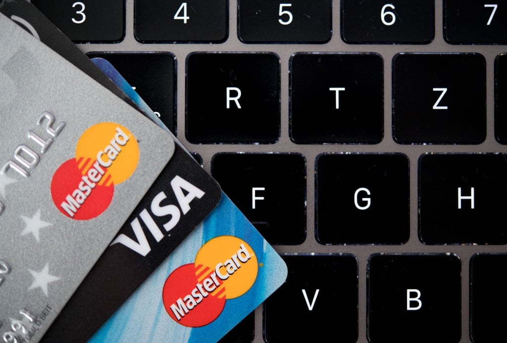 In Russland ausgestellte Karten von Visa und Mastercard sind vorerst nicht mehr im Ausland einsetzbar.