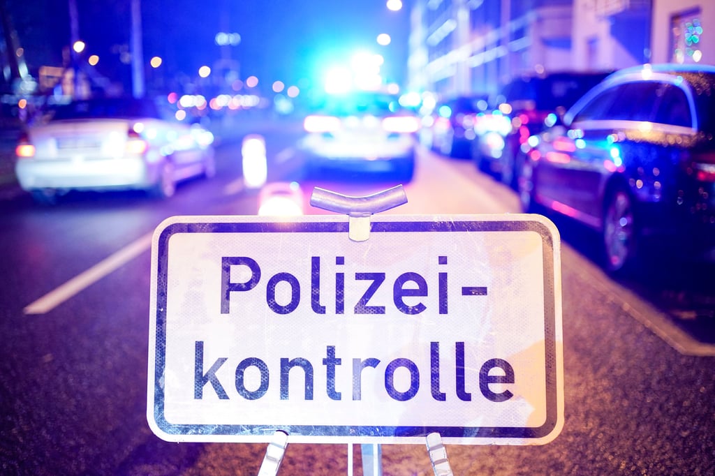 Autofahrer in Magdeburg flüchtet vor Kontrolle.