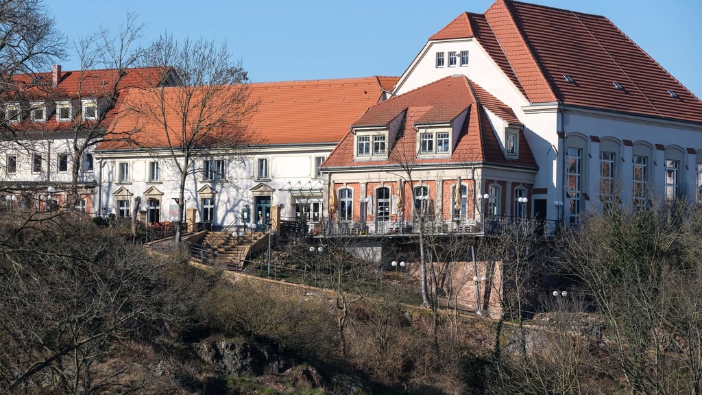 Auf dem Gelände der Bergschenke in Kröllwitz befindet sich Halles erstes Sternerestaurant. Der Speiseberg ist am Mittwoch ausgezeichnet worden. 