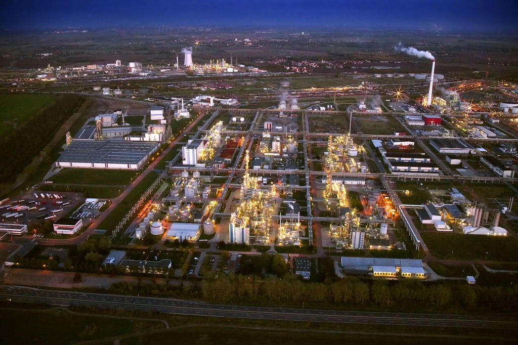 Der Chemiepark in Leuna ist einer der wichtigsten ostdeutschen Industriestandorte.