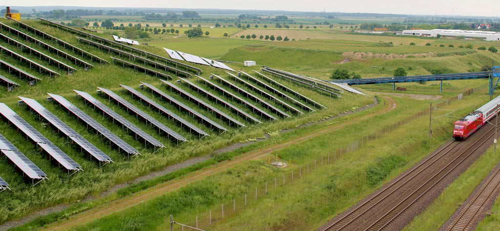 Auch der Strom aus Freiflächensolaranlagen könnte sicherlich das zukünftige Nahwärmenetz in der Verbandsgemeinde unterstützen.