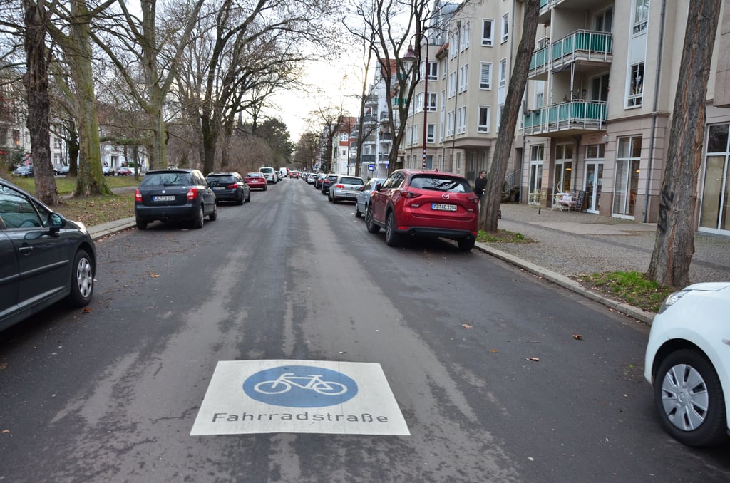 Die Goethestraße im Magdeburger Stadtteil Stadtfeld-Ost ist eine Fahrradstraße. Die Volksstimme hat Nutzer befragt.