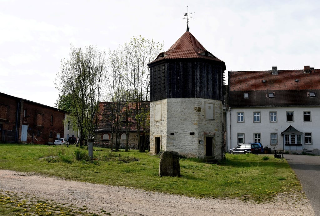 Blick zum Hof von Kloster Posa